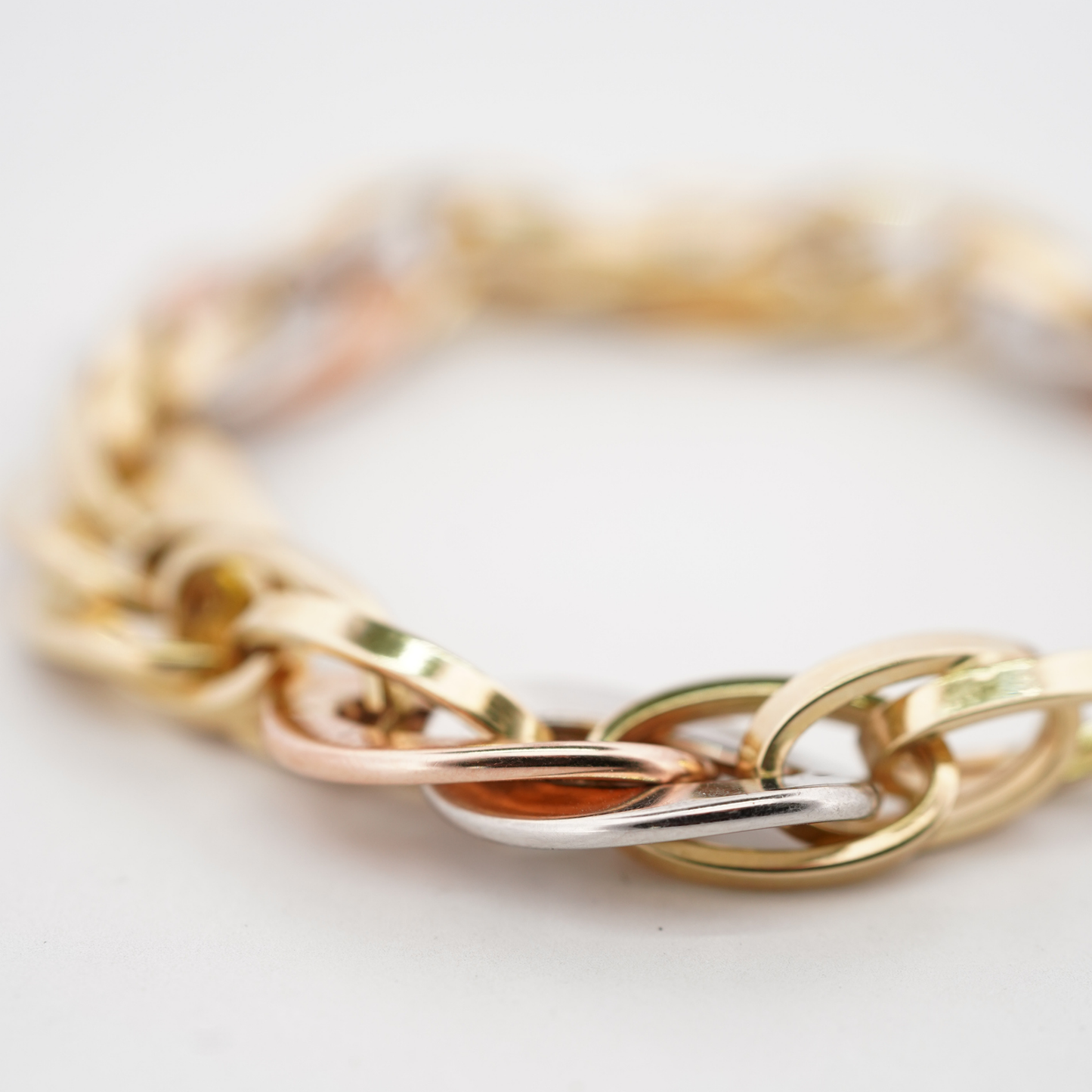 Toggle Bracelet