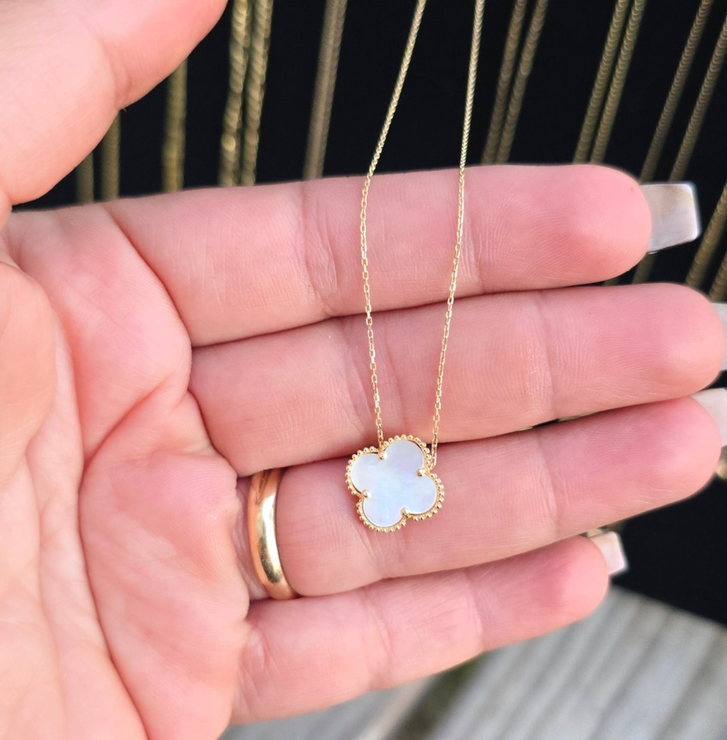 Necklace with pendant
