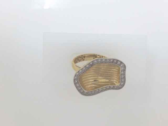 14k Yellow Gold Women's Ring 4.2g
