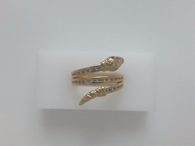 14k Yellow Gold Women's Ring 3.4g