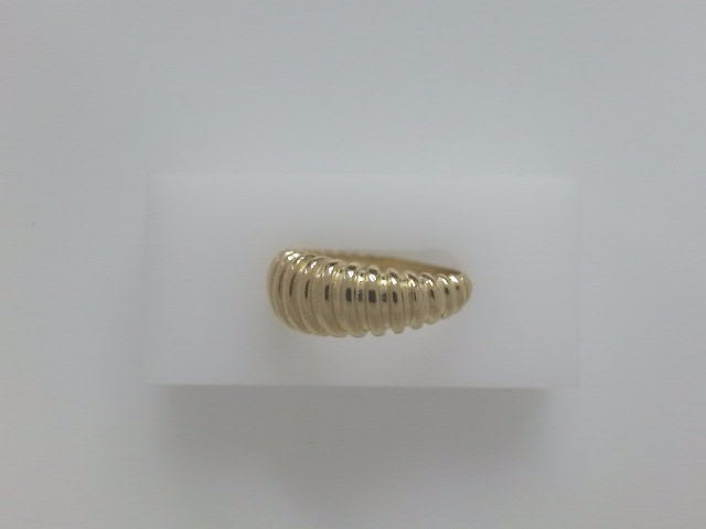14k Yellow Gold Women's Ring 4.8g