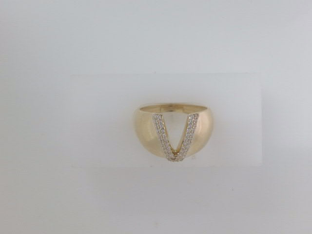 14k Yellow Gold Women's Ring 3.1g