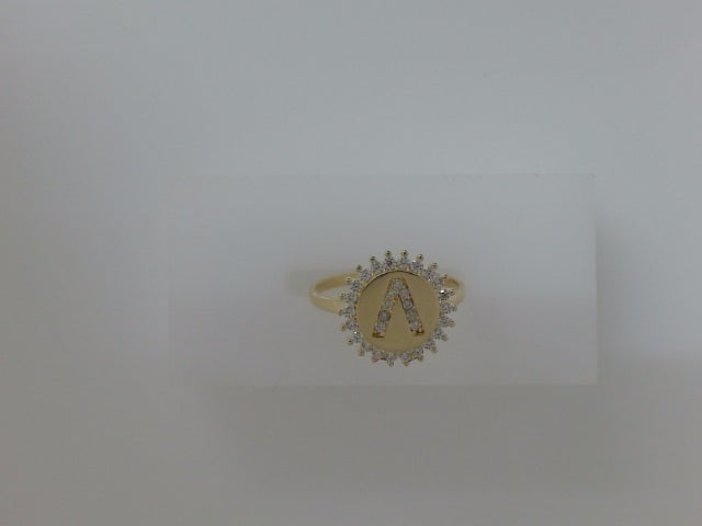14k Yellow Gold Women's Ring 2.1g