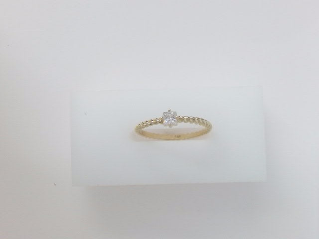 14k Yellow Gold Women's Ring 1.3g