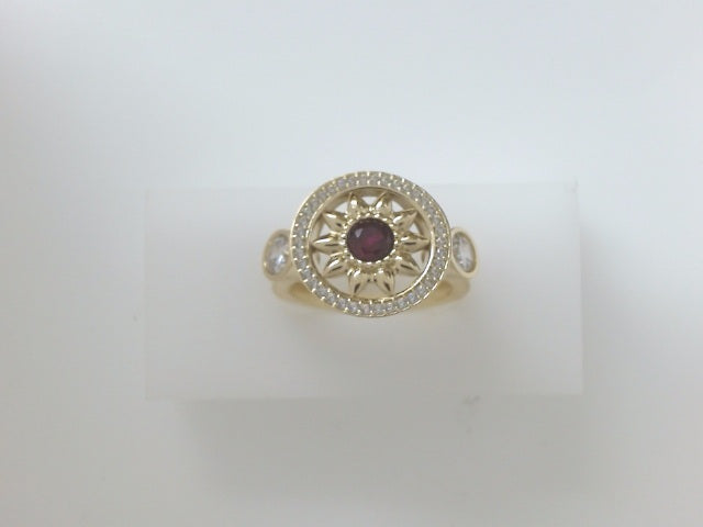 14k Yellow Gold Women's Ring 5.7g