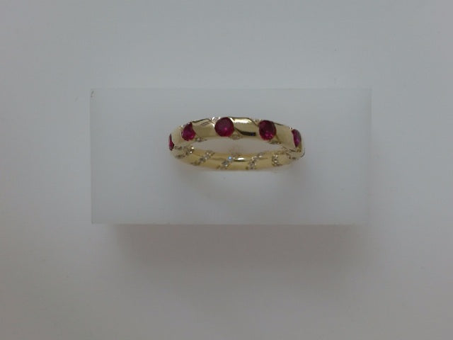 14k Yellow Gold Women's Ring 5.9g