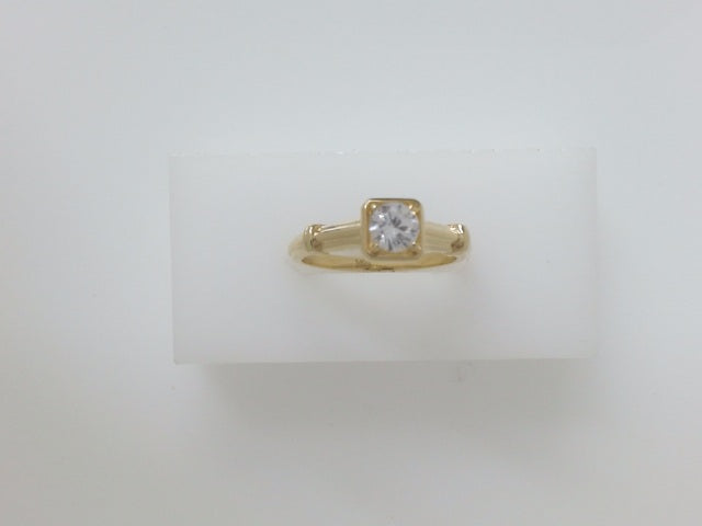 14k Yellow Gold Women's Ring 3.4g