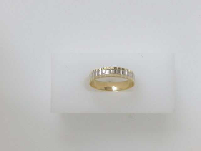 14k Yellow Gold Women's Ring 2.3g