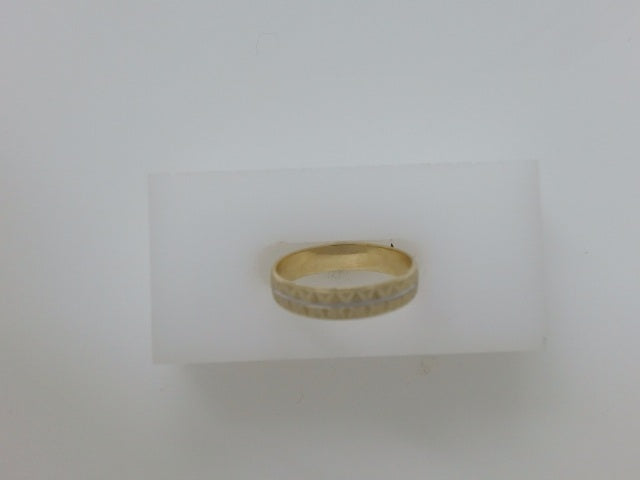 14k Yellow Gold Women's Ring 2.1g