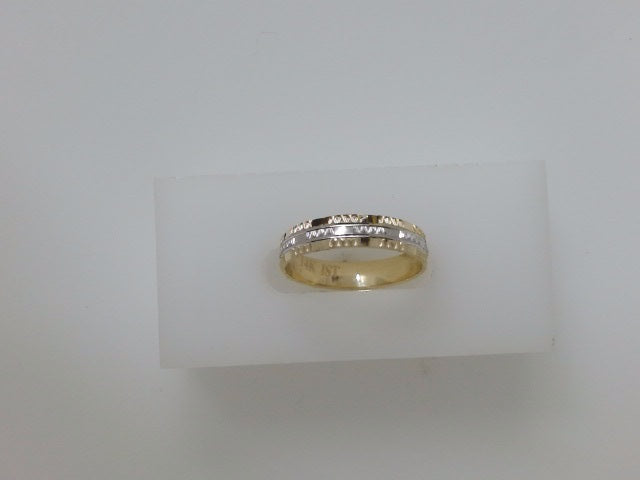 14k Yellow Gold Women's Ring 2.1g