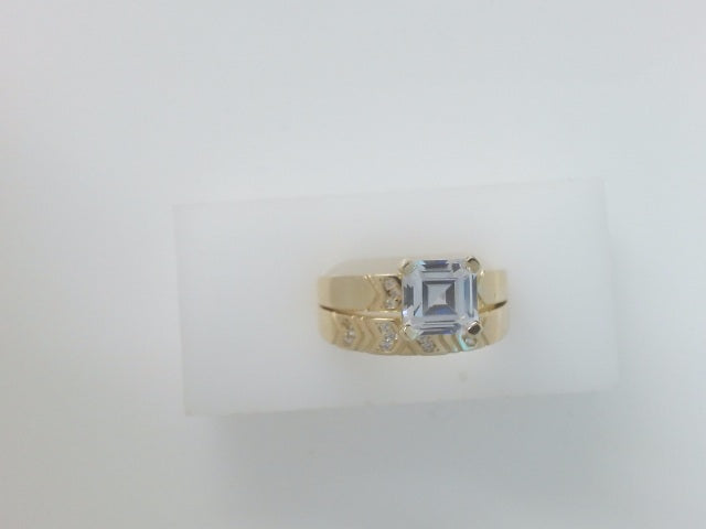 14k Yellow Gold Women's Wedding Ring 6.5g