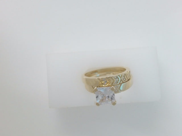 14k Yellow Gold Women's Wedding Ring 6g