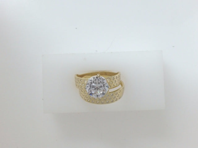 14k Yellow Gold Women's Wedding Ring 3.8g