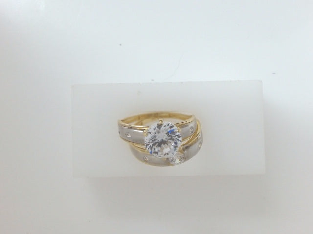 14k Yellow Gold Women's Wedding Ring 4.4g