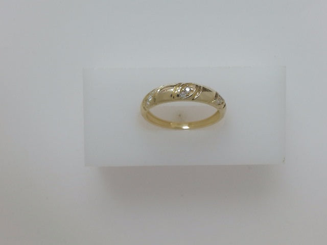 14k Yellow Gold Women's Wedding Ring 1.9g