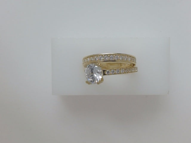 14k Yellow Gold Women's Wedding Ring 6.4g