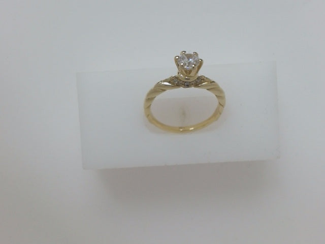 14k Yellow Gold Women's Wedding Ring 3.1g