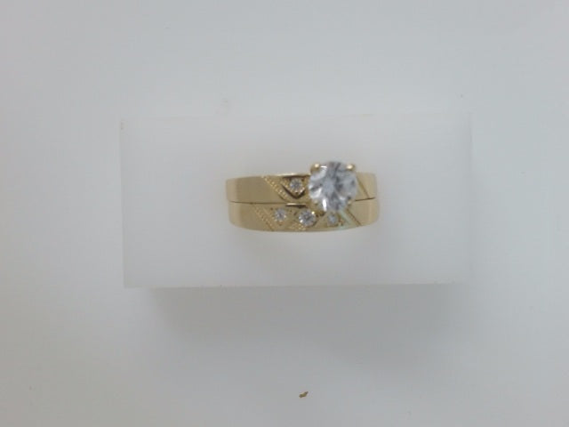 14k Yellow Gold Women's Wedding Ring 5.8g