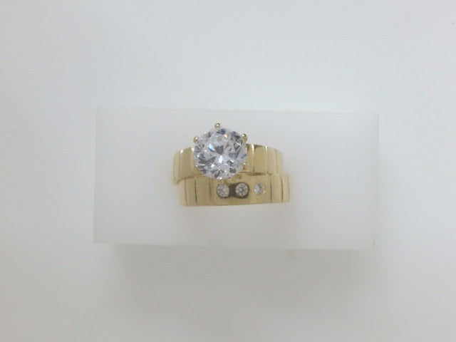 14k Yellow Gold Women's Wedding Ring 4.1g