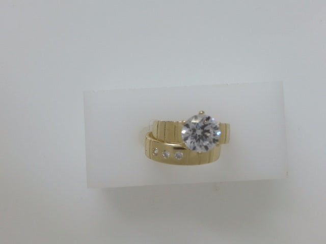 14k Yellow Gold Women's Wedding Ring 4.1g