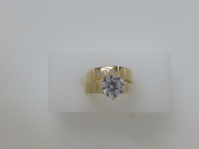 14k Yellow Gold Women's Wedding Ring 4g