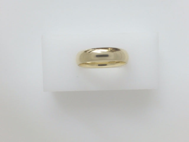 14k Yellow Gold Men's Wedding Ring 2.4g