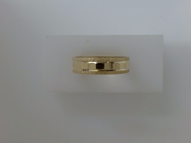 14k Yellow Gold Men's Wedding Ring 3.9g