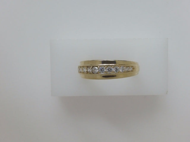 14k Yellow Gold Men's Wedding Ring 4g