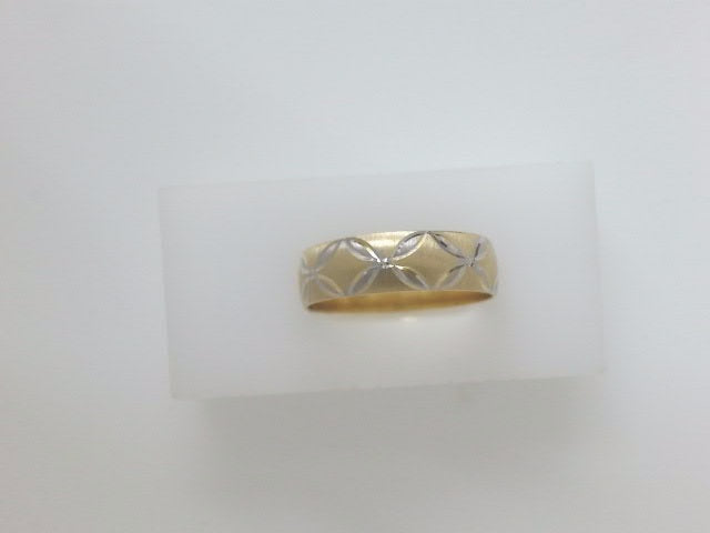14k Yellow Gold Men's Wedding Ring 3.7g