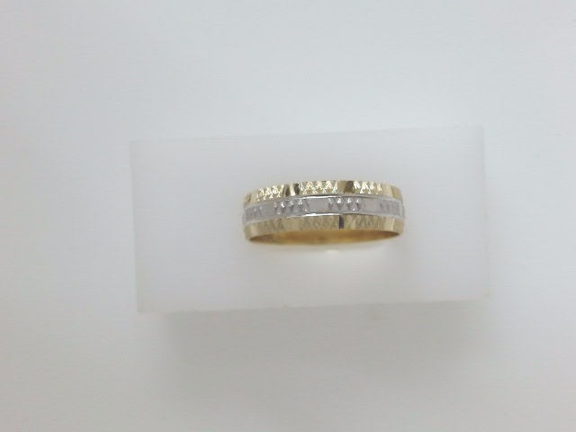 14k Yellow Gold Men's Wedding Ring 3.3g