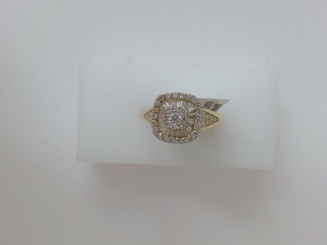 14k Yellow Gold Diamond Women's Wedding Ring 4.2g