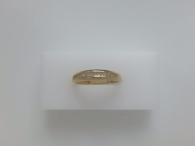 14k Yellow Gold Diamond Women's Ring g