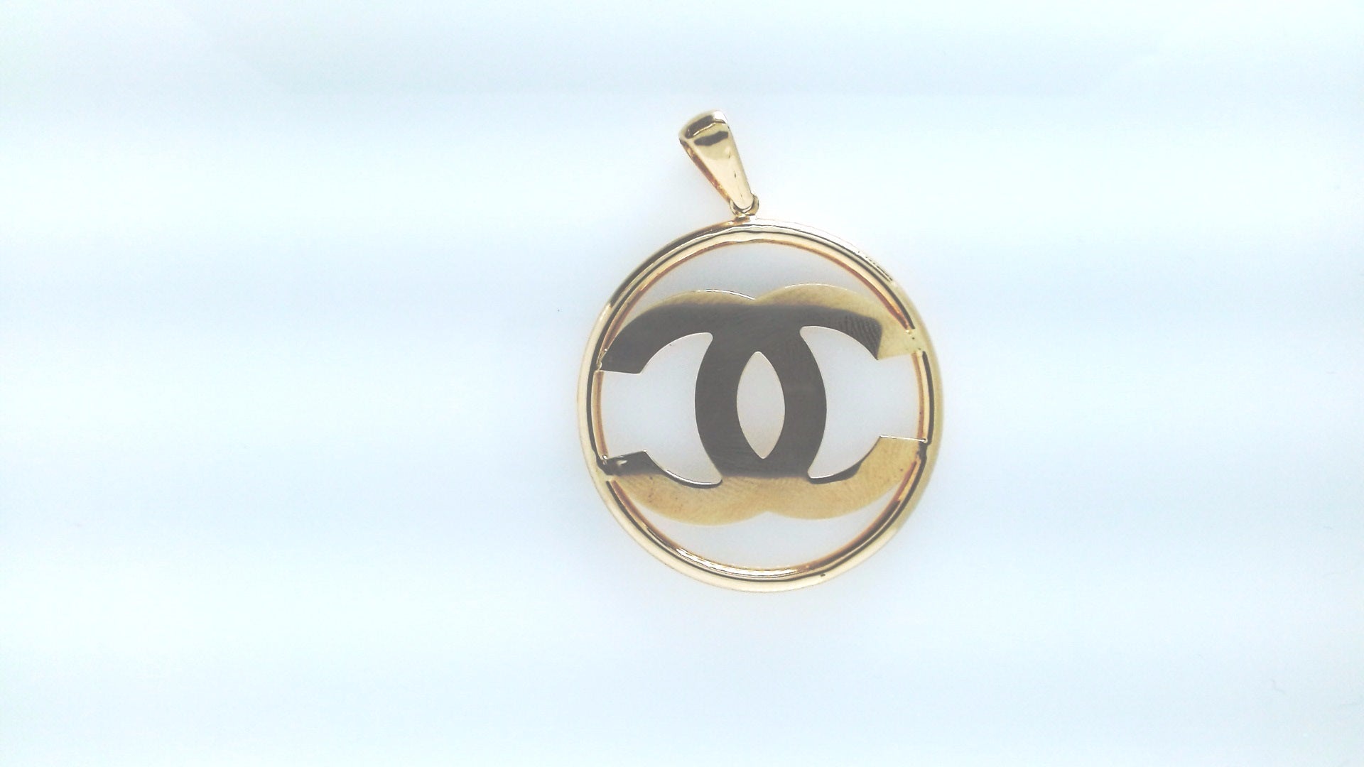 14k Yellow Gold Unisex Pendant 3.2g