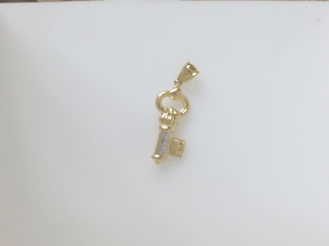 14k Yellow Gold Unisex Pendant 2.1g