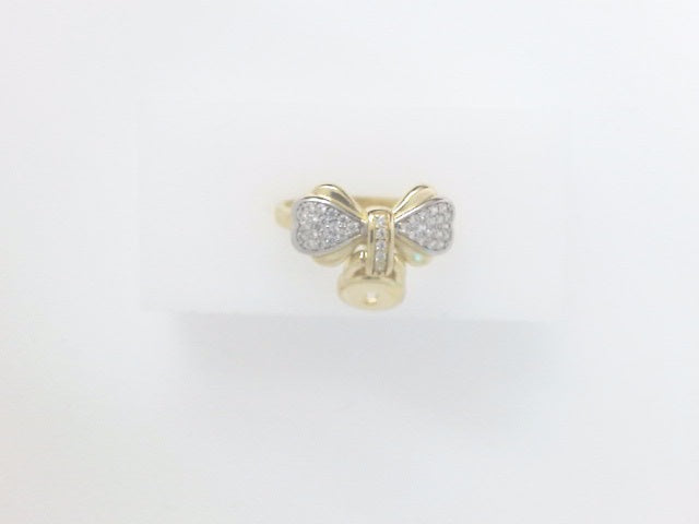 10k Yellow Gold Woman's Ring 2.4g