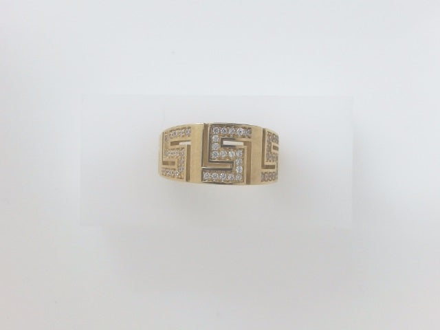 10k Yellow Gold Woman's Ring 3.6g