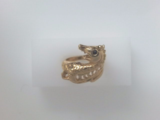 10k Yellow Gold Woman's Ring 7g