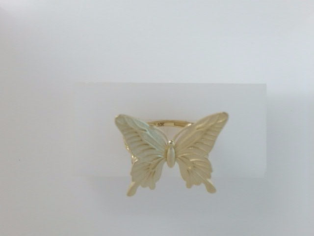 10k Yellow Gold Woman's Ring 6.3g