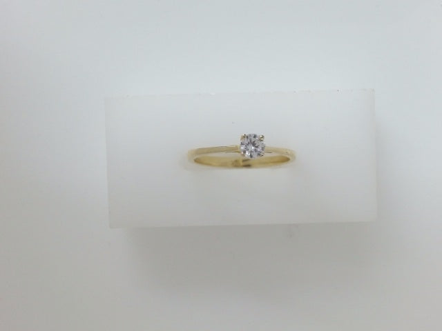 10k Yellow Gold Woman's Ring 1.5g