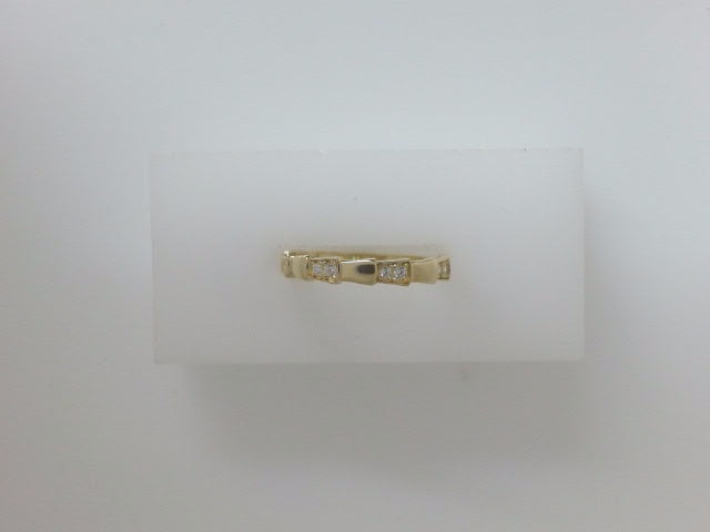 10k Yellow Gold Woman's Ring 1.1g