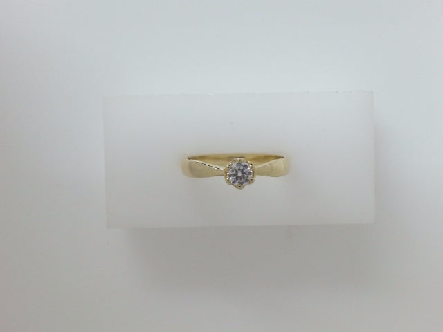 10k Yellow Gold Woman's Ring 2.2g