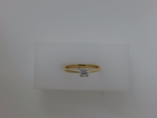 10k Yellow Gold Woman's Ring 1.3g