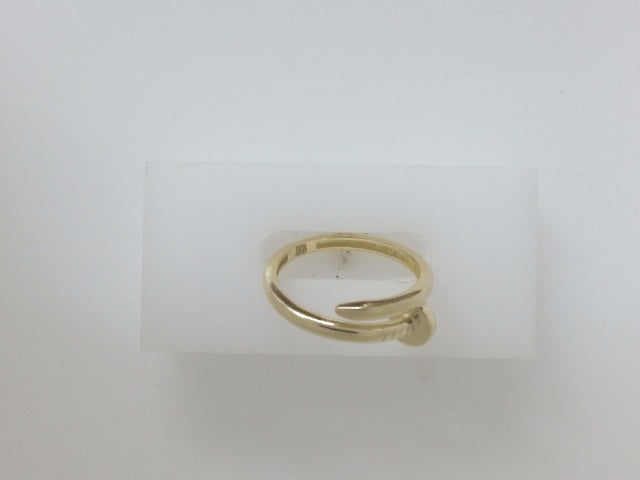 10k Yellow Gold Woman's Ring 2.4g