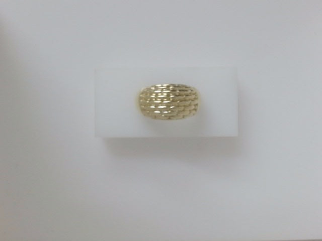 10k Yellow Gold Woman's Ring 2.8g