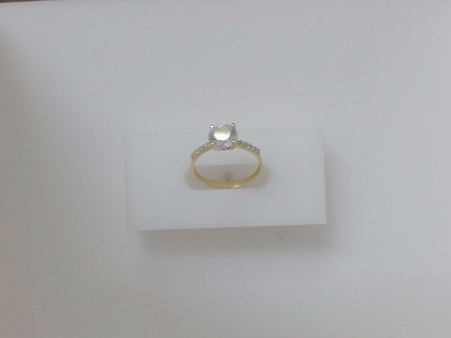 10k Yellow Gold Woman's Ring 1.6g