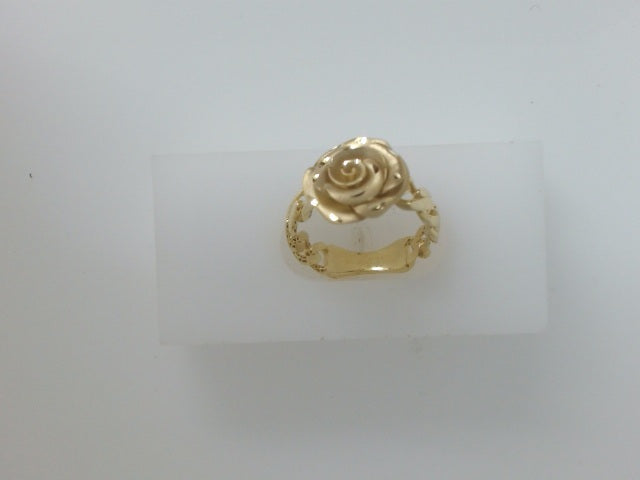 10k Yellow Gold Woman's Ring 2.7g