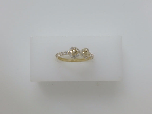10k Yellow Gold Woman's Ring 1.2g