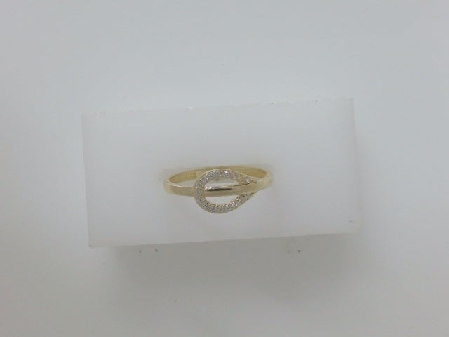 10k Yellow Gold Woman's Ring 1.2g