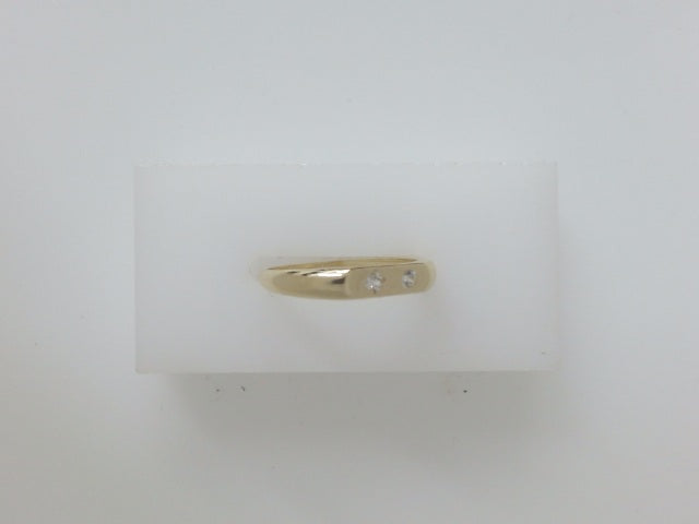 10k Yellow Gold Woman's Ring 1.2g