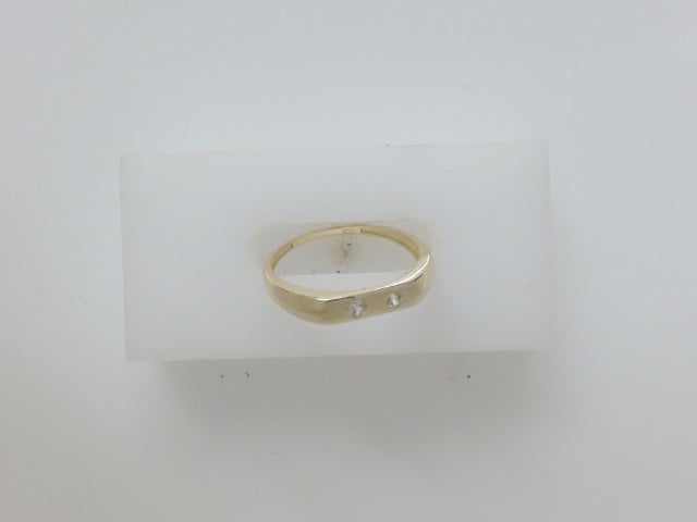 10k Yellow Gold Woman's Ring 1.2g